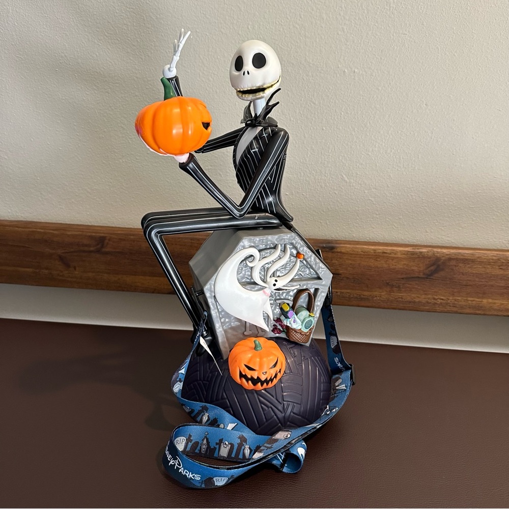 Disney Parks Jack Skellington & Zero Light Up Glow in the Dark Popcorn Bucket